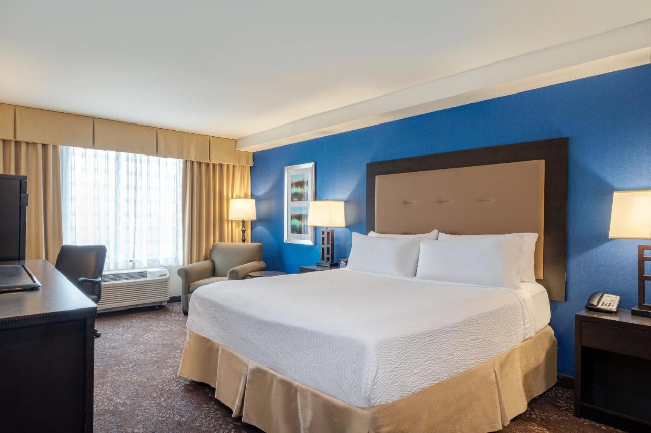 Holiday Inn - Terre Haute By Ihg Экстерьер фото