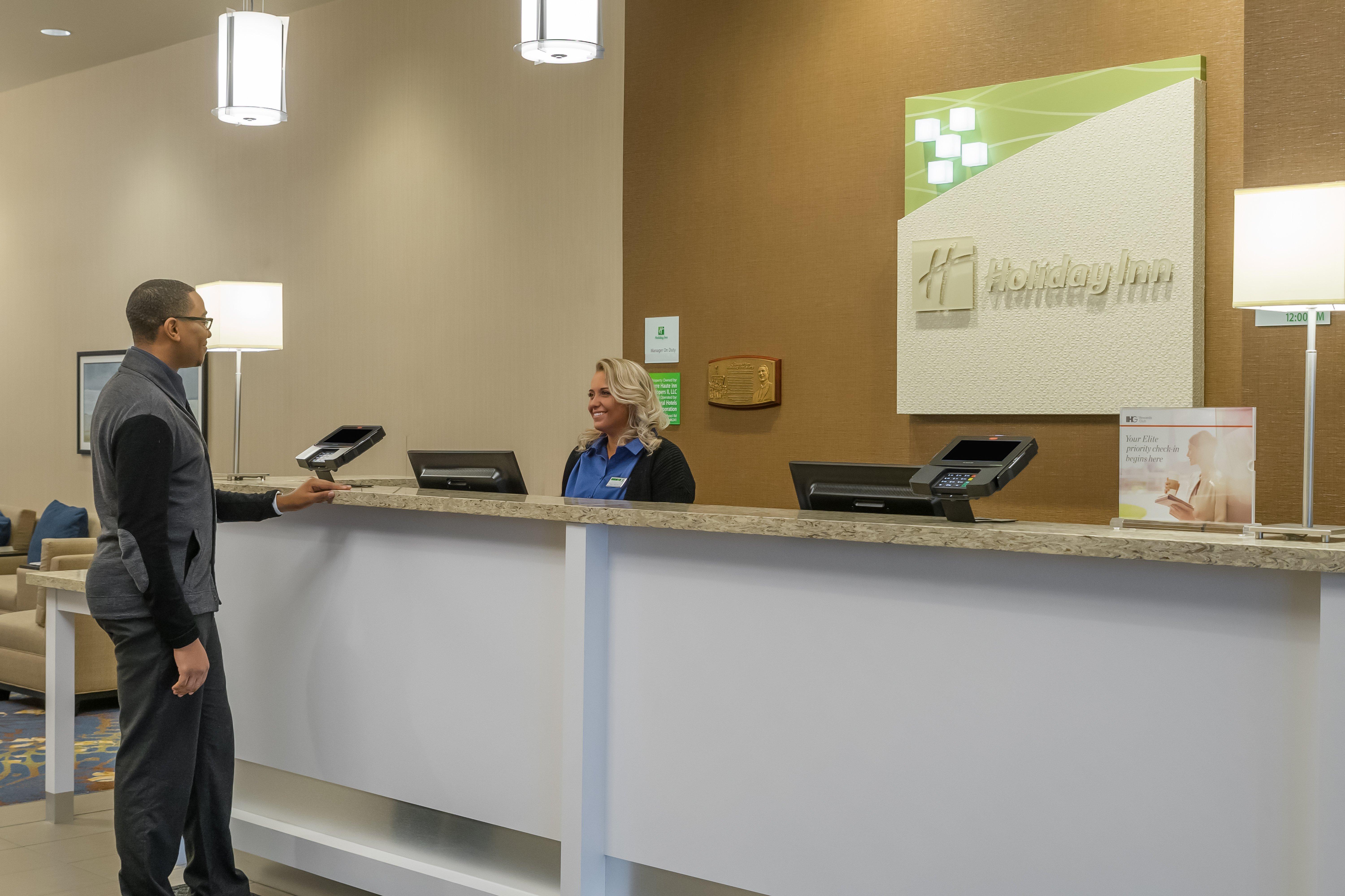 Holiday Inn - Terre Haute By Ihg Экстерьер фото