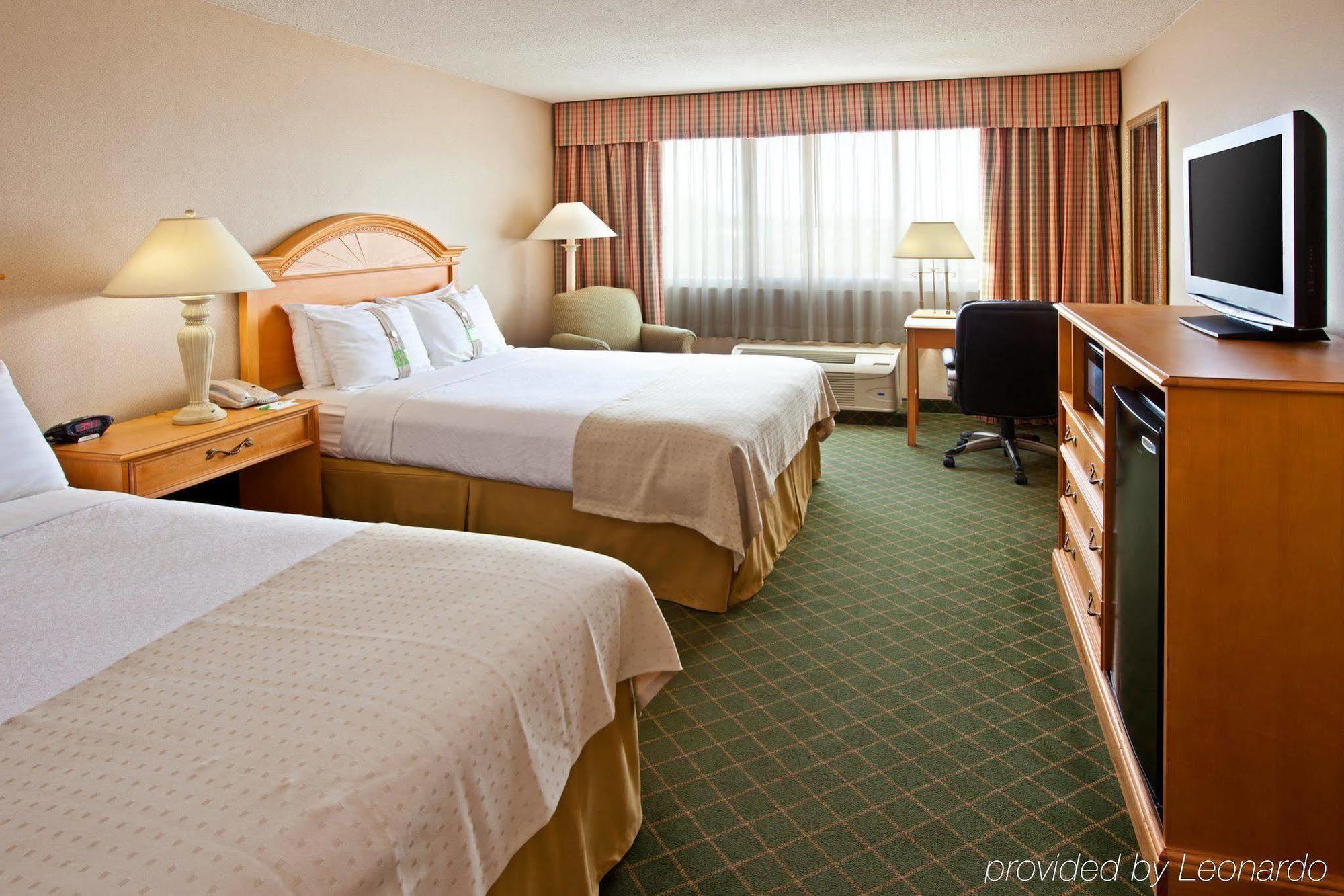 Holiday Inn - Terre Haute By Ihg Номер фото